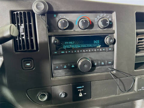 2020 GMC Savana 2500