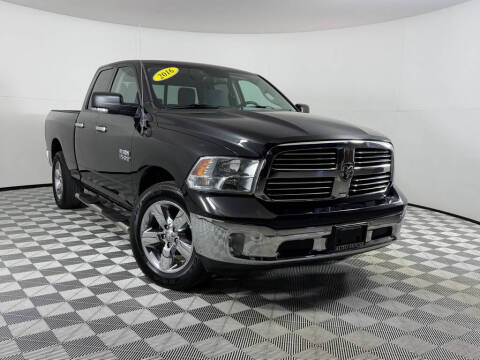 2016 RAM 1500 SLT