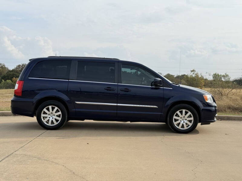 2015 Chrysler Town and Country Touring