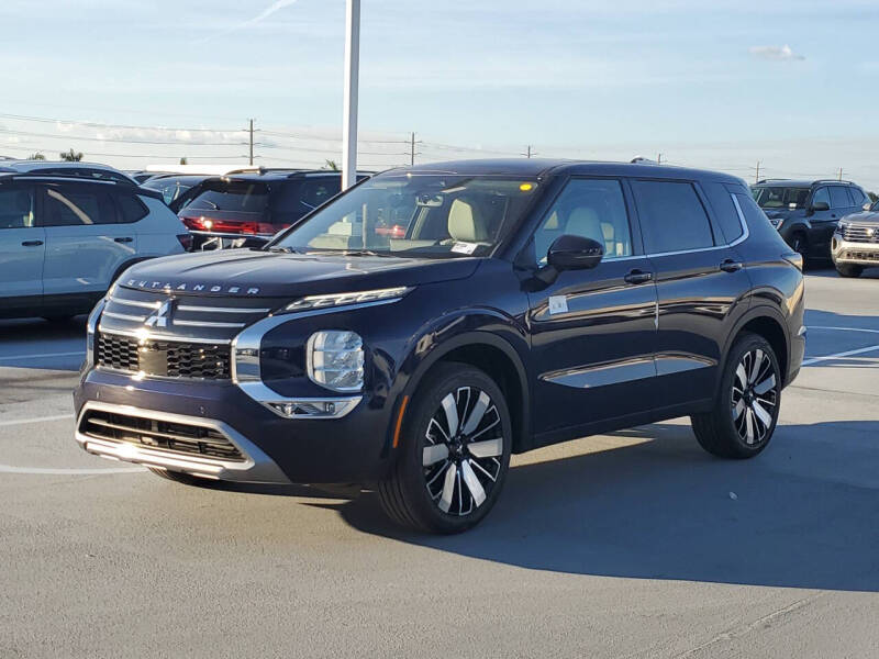 2025 Mitsubishi Outlander SE
