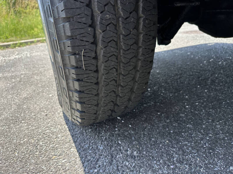 2003 Ford E-Series E-250