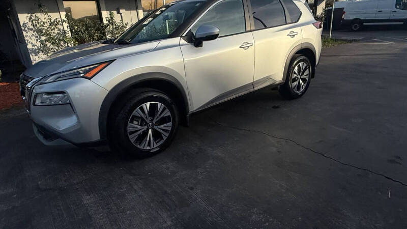 2022 Nissan Rogue SV
