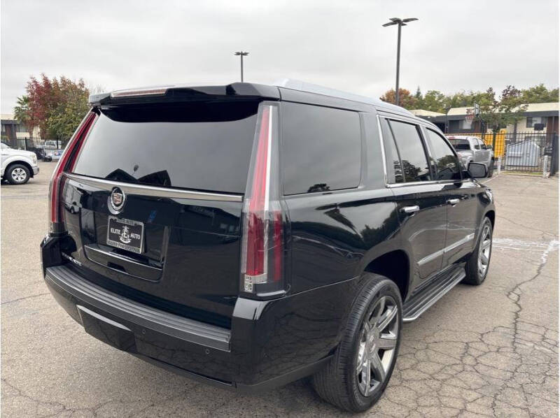 2015 Cadillac Escalade Luxury