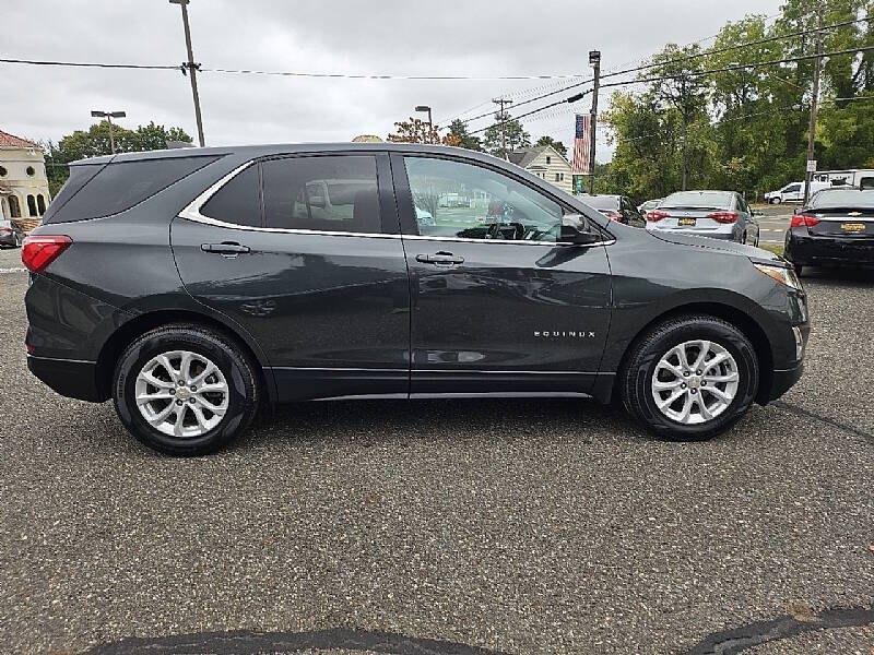 2020 Chevrolet Equinox LT photo 5