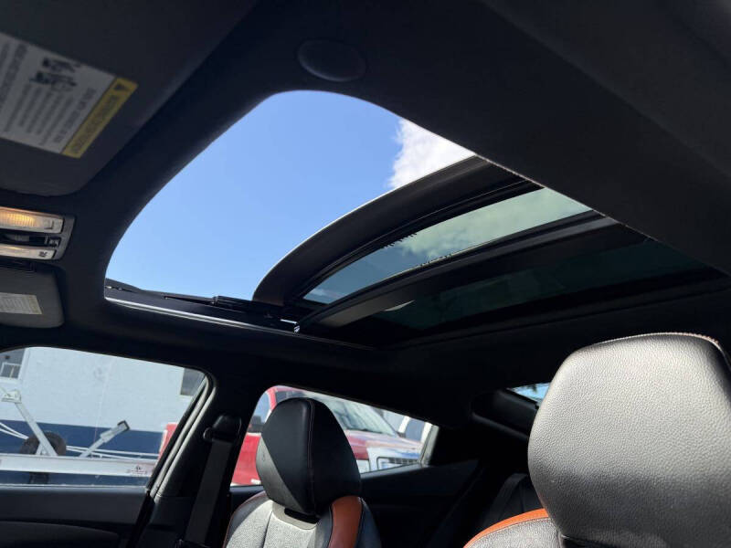 2016 Hyundai Veloster Turbo