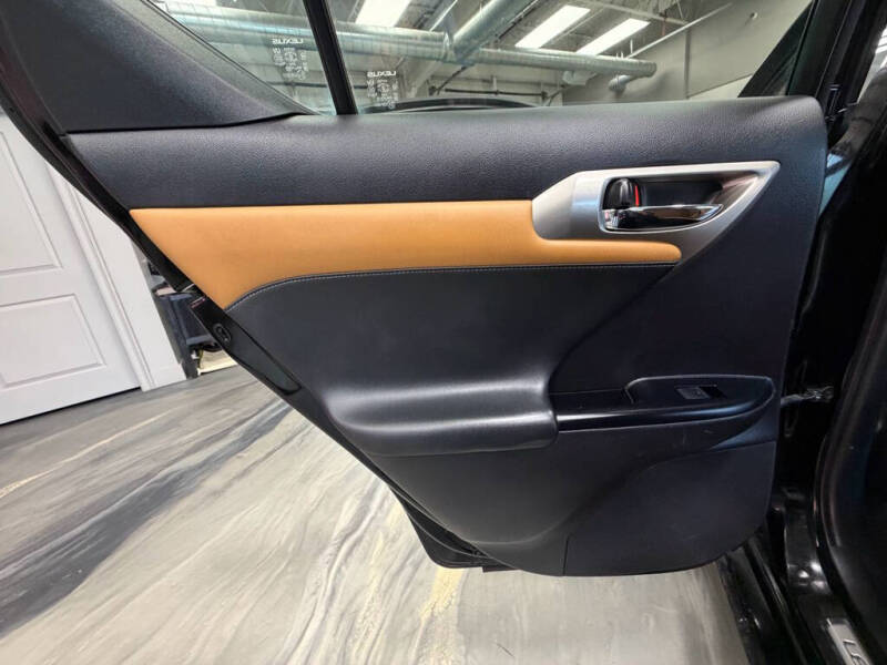 2015 Lexus CT 200h