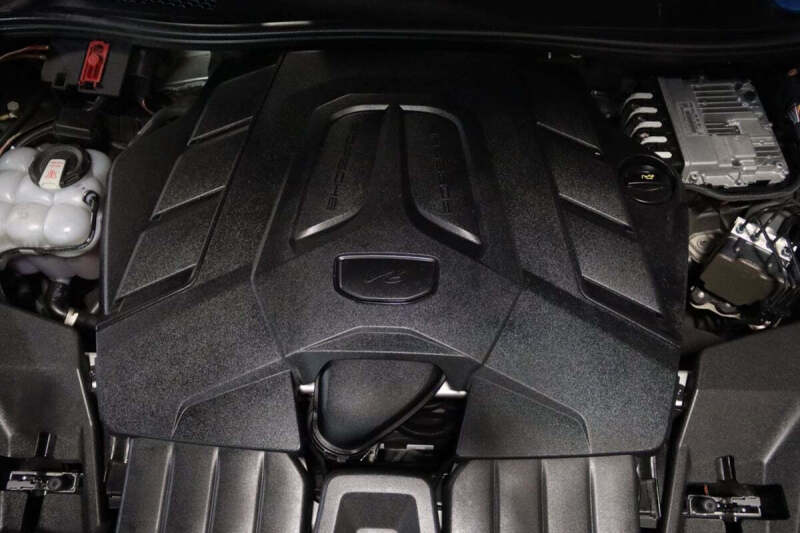 2024 Porsche Cayenne