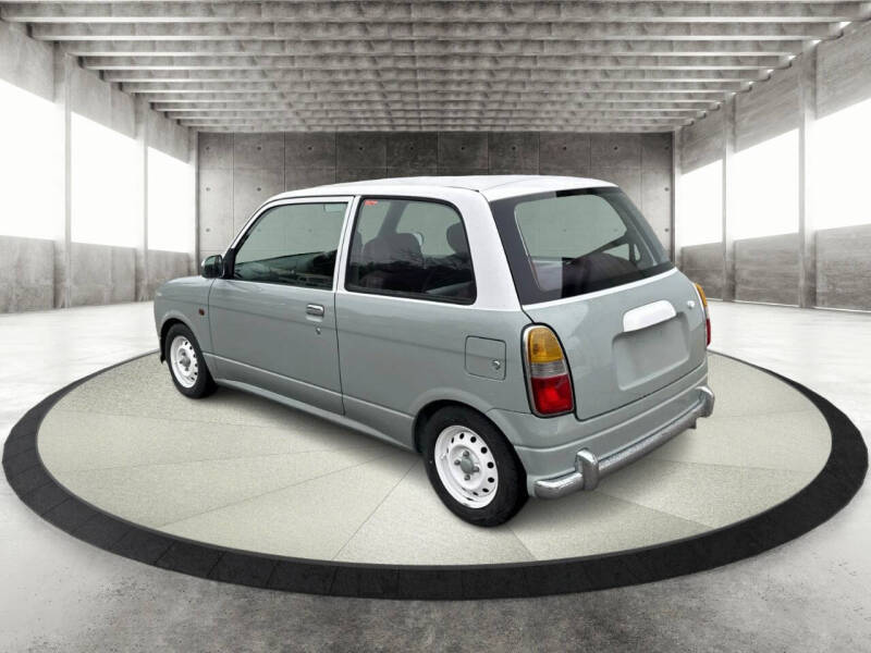 2000 Daihatsu Mira