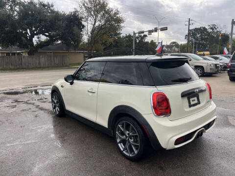 2016 MINI Hardtop 2 Door Cooper S