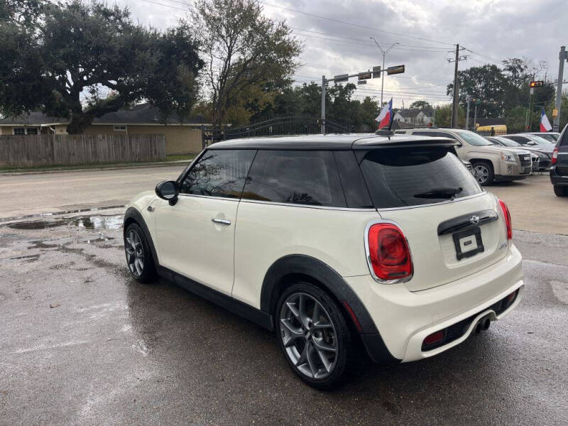2016 MINI Hardtop 2 Door Cooper S