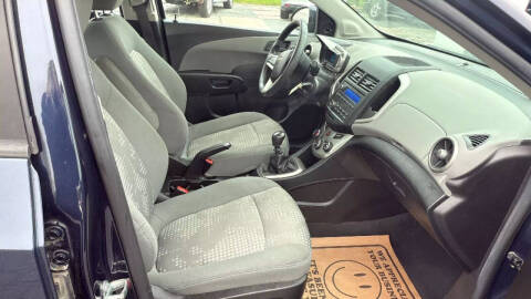 2015 Chevrolet Sonic LS Manual