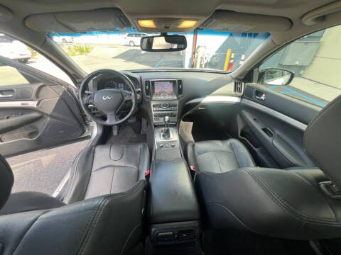 2011 Infiniti G25 Sedan x