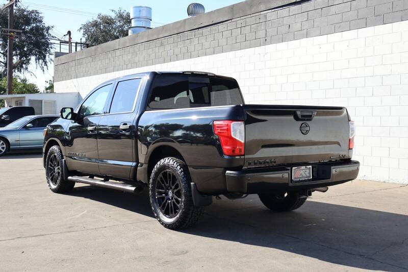 2018 Nissan Titan