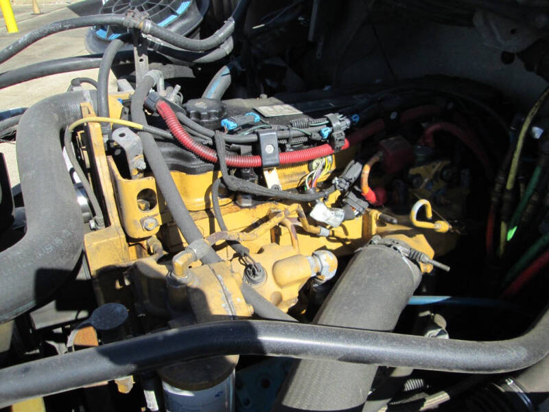 2007 Freightliner Business class M2