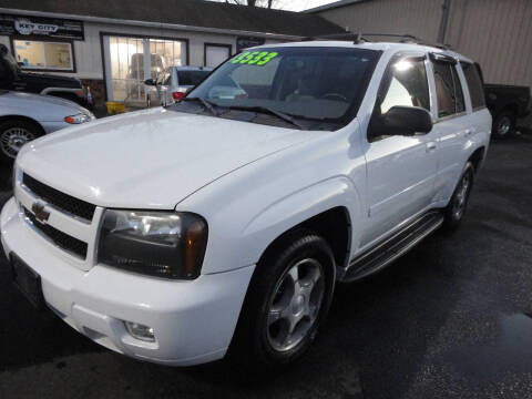 2006 Chevrolet TrailBlazer for sale at Steves Key City Motors in Kankakee IL