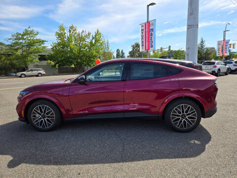 2025 Ford Mustang Mach-E Premium