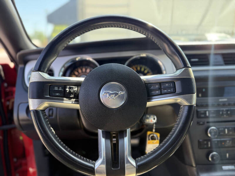 2014 Ford Mustang V6