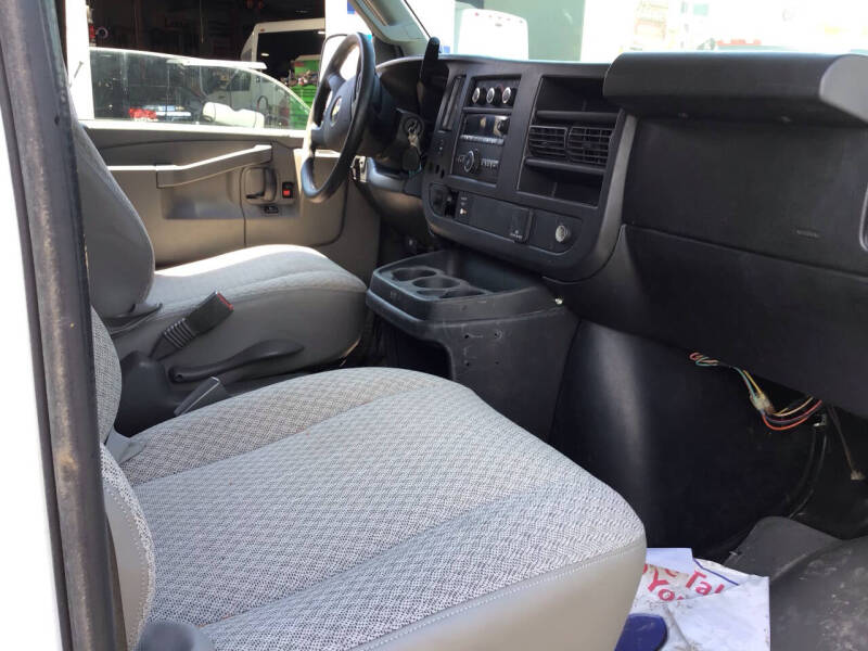 2017 Chevrolet Express LS 3500