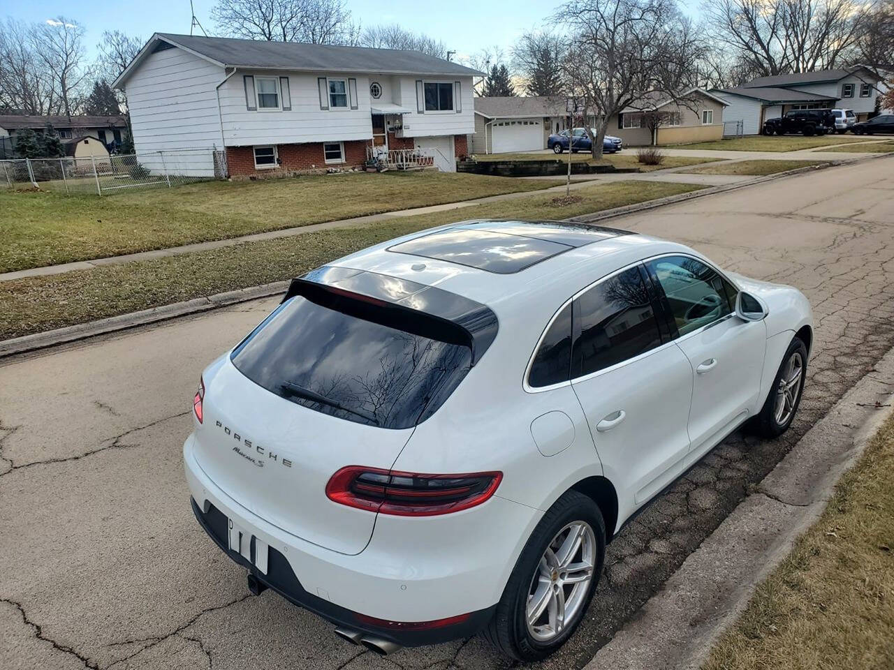 2018 Porsche Macan for sale at MAYA WHOLESALE INC in Addison, IL