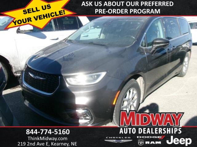 2022 Chrysler Pacifica for sale at MIDWAY CHRYSLER DODGE JEEP RAM in Kearney NE