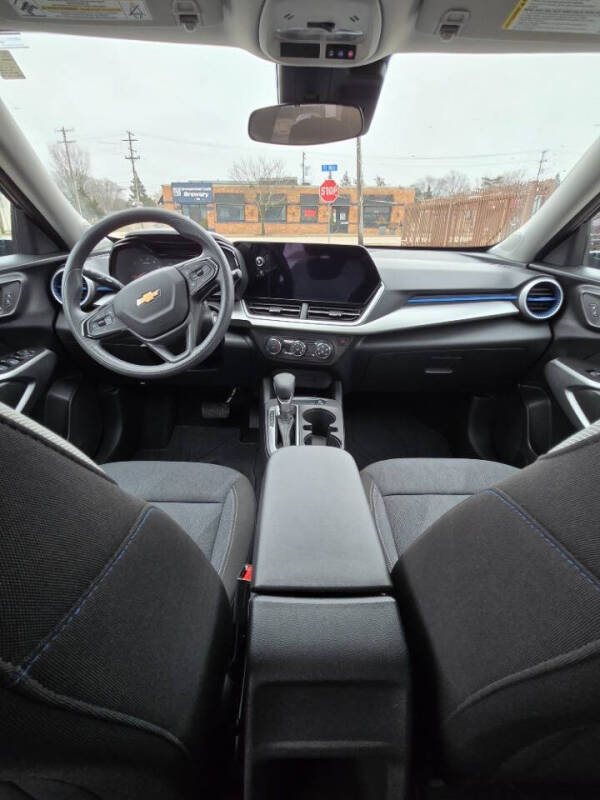 2024 Chevrolet Trax LS