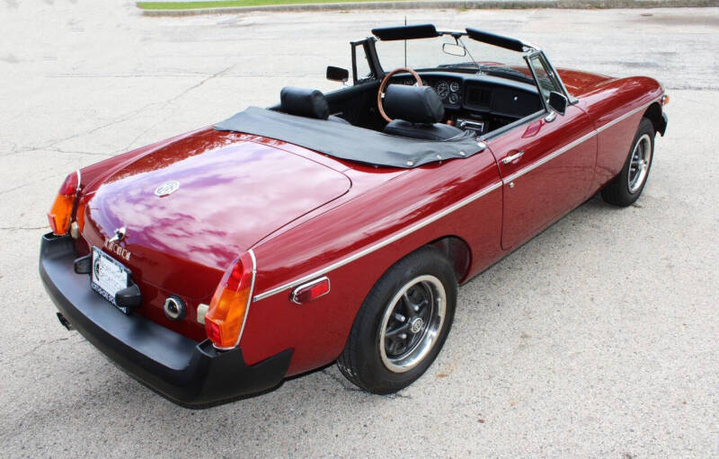 1977 MG B
