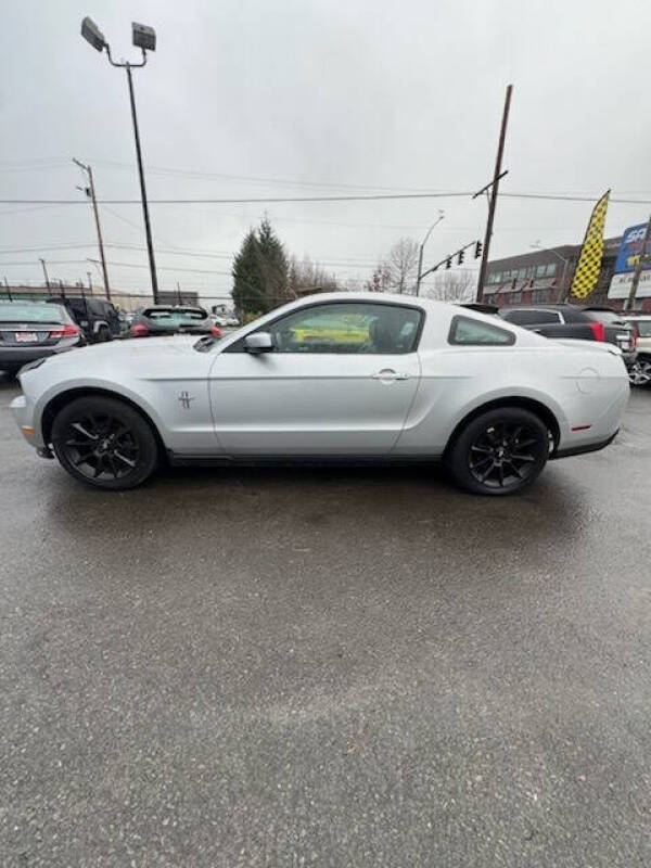 2010 Ford Mustang V6 Premium