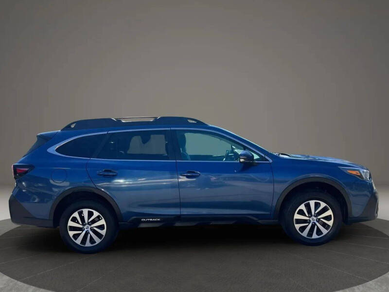 2022 Subaru Outback Premium