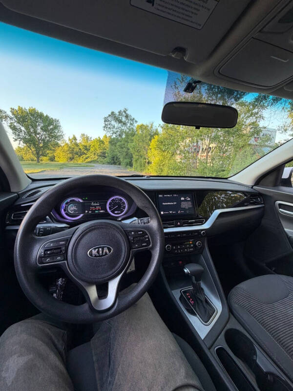 2020 Kia Niro LX