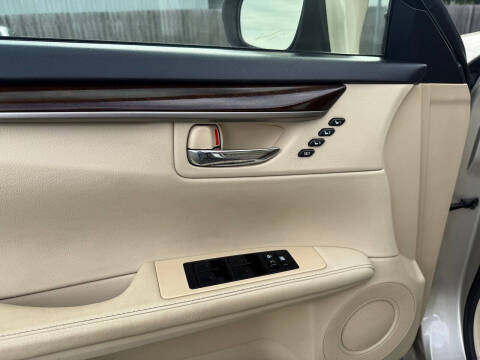 2013 Lexus ES 350