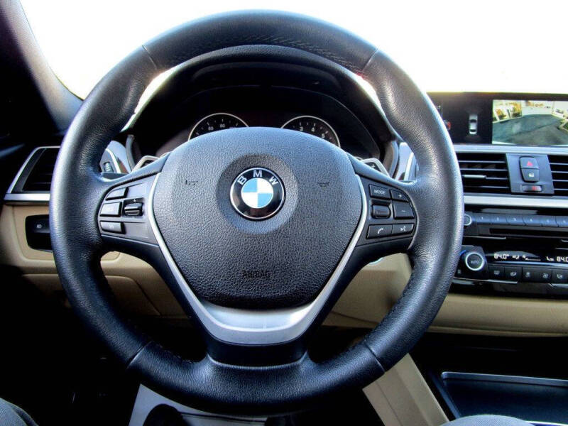 2017 BMW 3 Series 330i xDrive