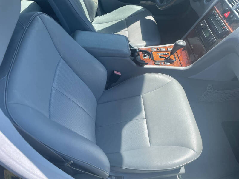 2000 Mercedes-Benz E-Class E 320