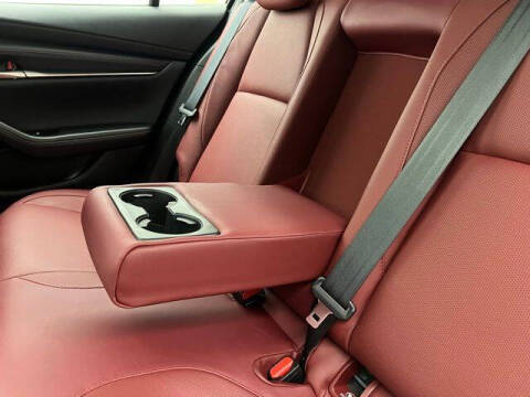 2025 Mazda Mazda3 Sedan 2.5 S Carbon Edition