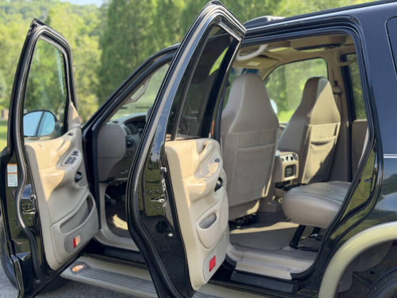 2001 Ford Expedition Eddie Bauer