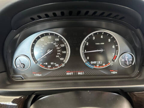 2015 BMW 5 Series 528i