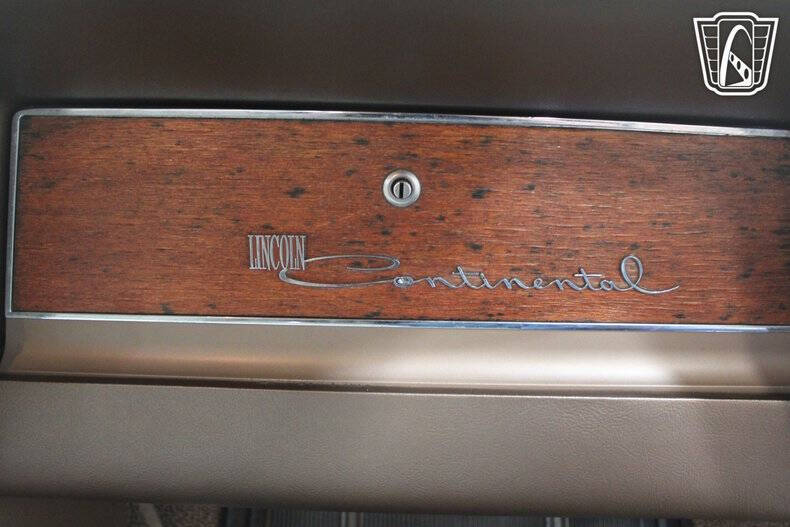 1963 Lincoln Continental