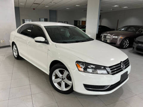 2014 Volkswagen Passat for sale at Auto Mall of Springfield in Springfield IL