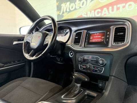 2015 Dodge Charger SE