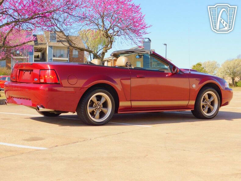 2004 Ford Mustang GT Deluxe