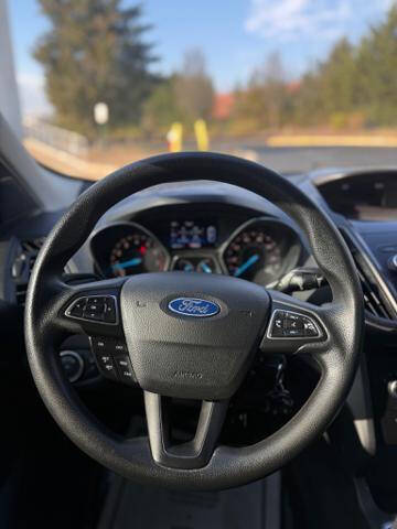 2019 Ford Escape S