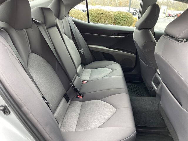 2022 Toyota Camry LE