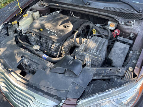 2013 Chrysler 200 LX