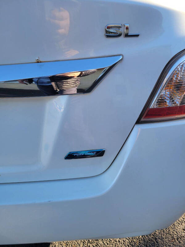 2014 Nissan Altima SL photo 25