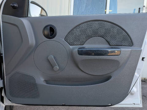 2005 Chevrolet Aveo LS