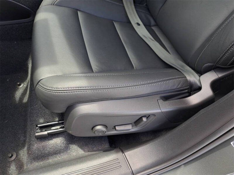 2026 Volvo XC40 B4 Core