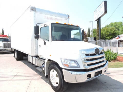 2013 Hino 338