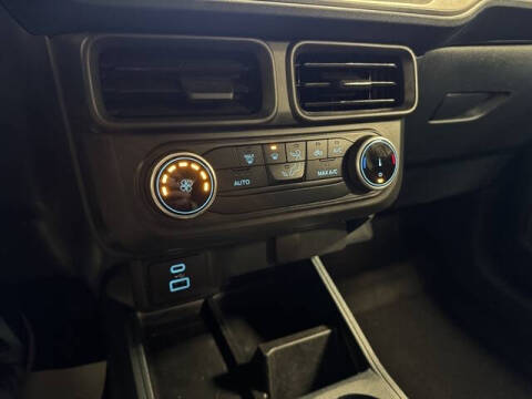 2022 Ford Maverick XL