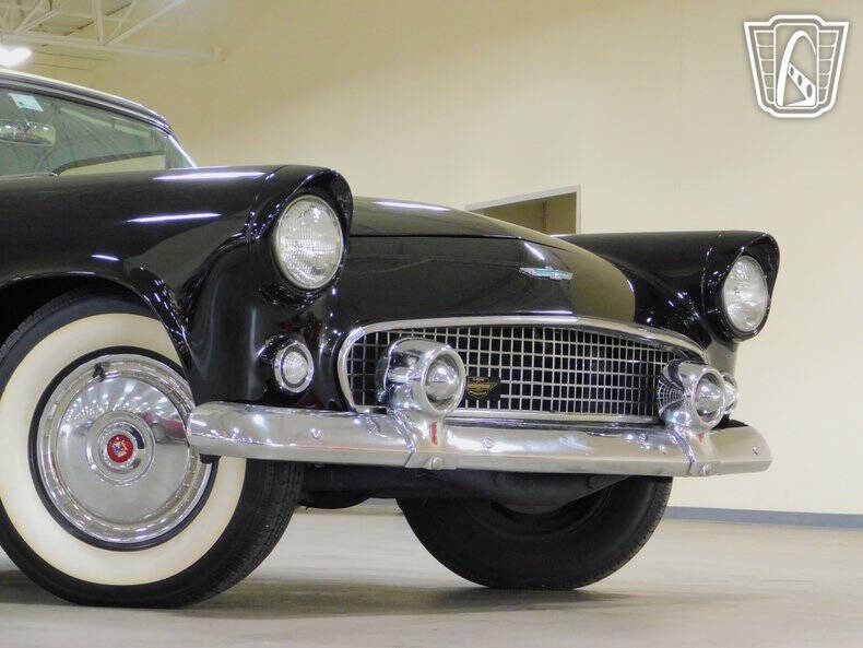 1956 Ford Thunderbird