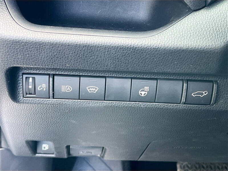 2024 Toyota RAV4 Prime SE