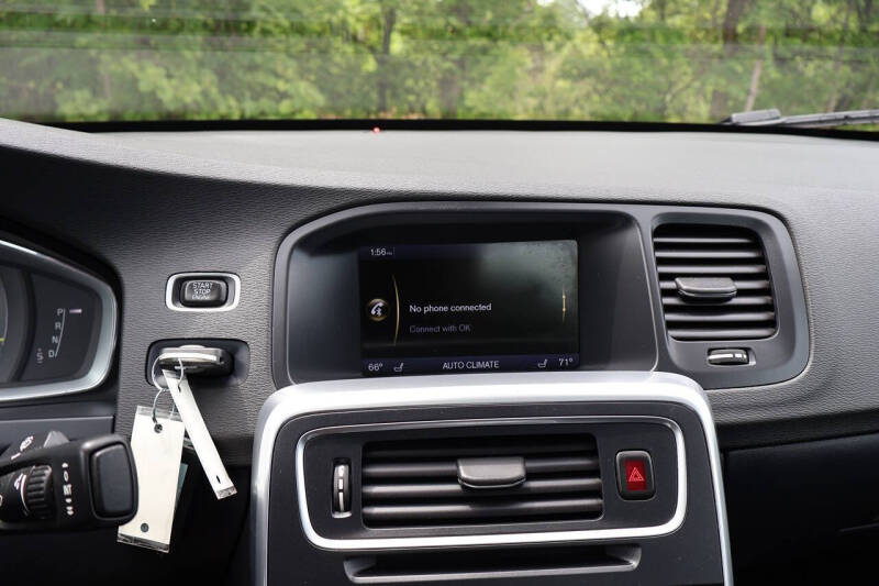2014 Volvo S60 T5 Premier